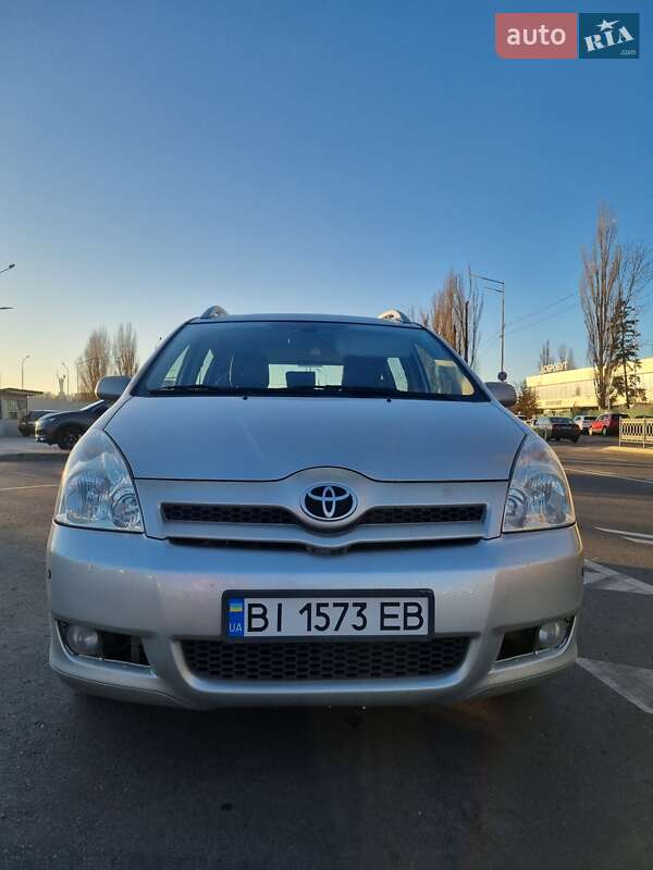 Мінівен Toyota Corolla Verso 2004 в Києві