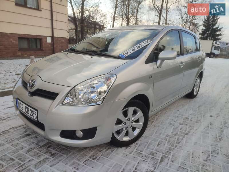 Минивэн Toyota Corolla Verso 2007 в Золочеве