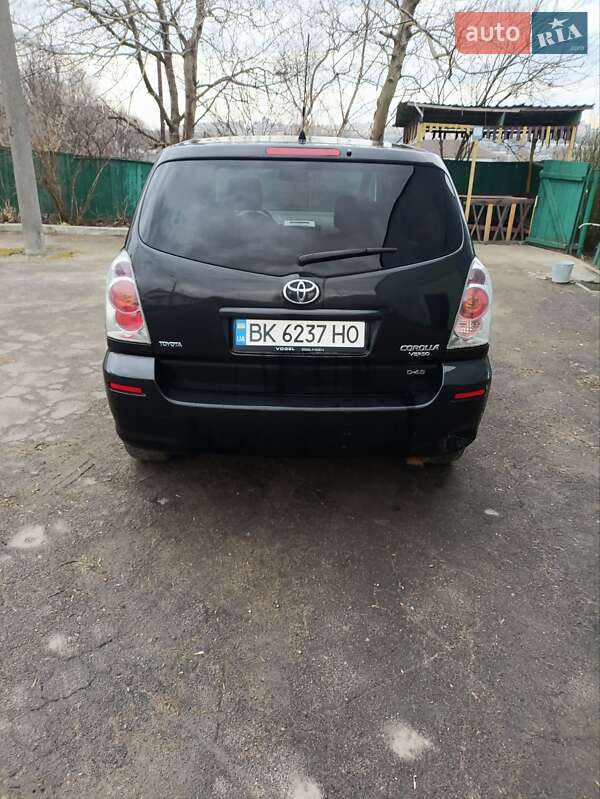 Мінівен Toyota Corolla Verso 2006 в Рівному