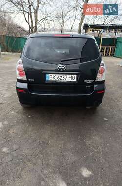 Минивэн Toyota Corolla Verso 2006 в 