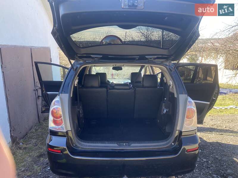 Мінівен Toyota Corolla Verso 2005 в Львові