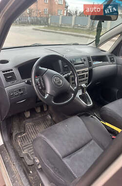 Мінівен Toyota Corolla Verso 2002 в 