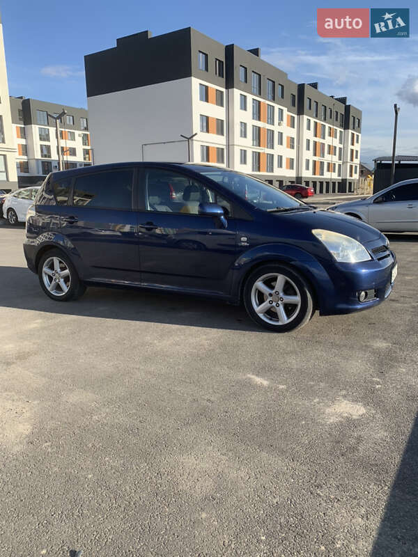 Мінівен Toyota Corolla Verso 2006 в Рівному