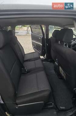 Минивэн Toyota Corolla Verso 2007 в 
