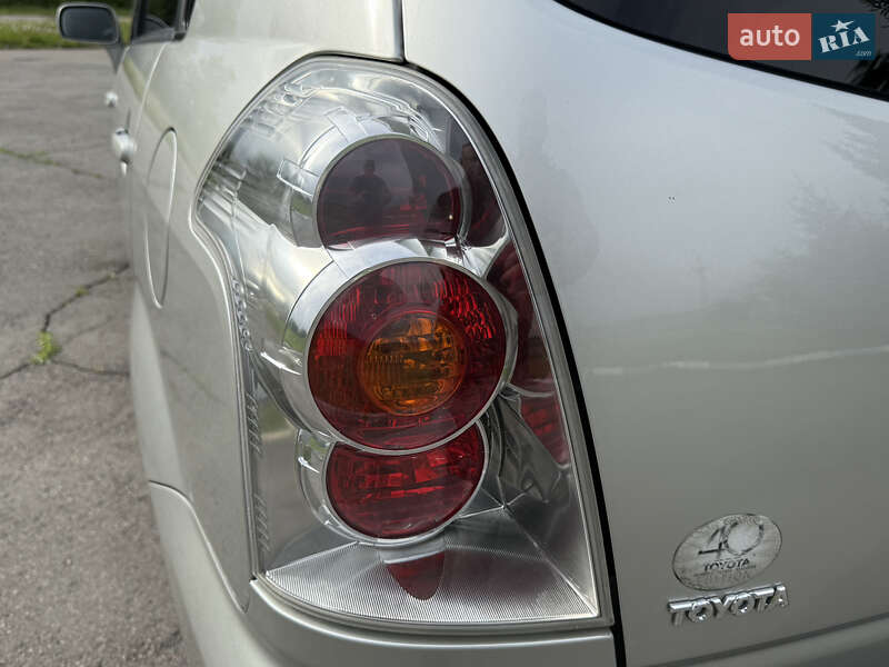 Мінівен Toyota Corolla Verso 2007 в Радивиліві фото 14 Мінівен Toyota Corolla Verso 2007 в Радивиліві
