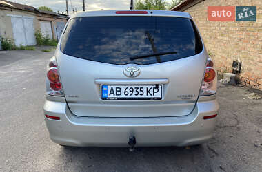 Минивэн Toyota Corolla Verso 2007 в 