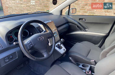 Минивэн Toyota Corolla Verso 2007 в 