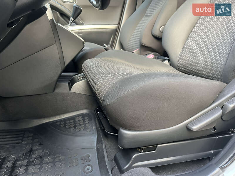 Минивэн Toyota Corolla Verso 2007 в Виннице