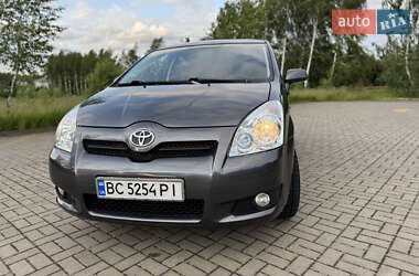 Мінівен Toyota Corolla Verso 2007 в 