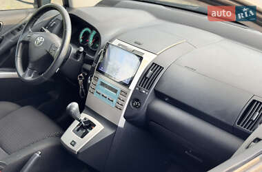 Мінівен Toyota Corolla Verso 2007 в 