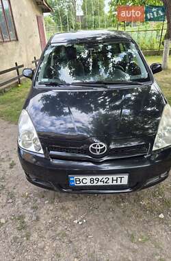 Мінівен Toyota Corolla Verso 2005 в Ходореві