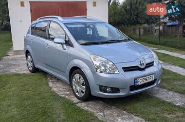 Минивэн Toyota Corolla Verso 2007 в 