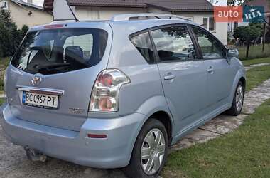 Минивэн Toyota Corolla Verso 2007 в 