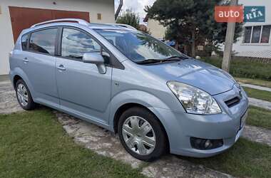 Минивэн Toyota Corolla Verso 2007 в 
