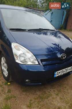 Мінівен Toyota Corolla Verso 2007 в 