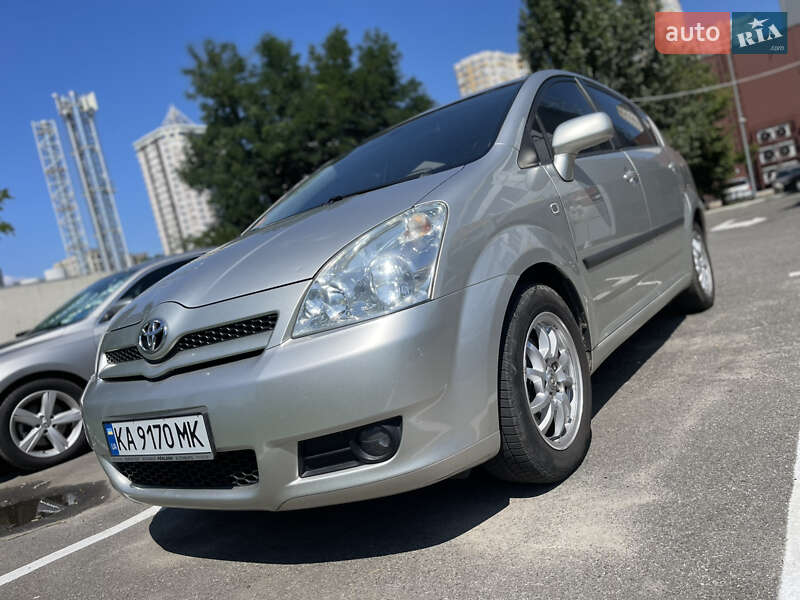 Toyota Corolla Verso 2006