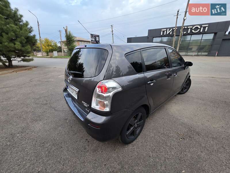 Мінівен Toyota Corolla Verso 2008 в Кривому Розі