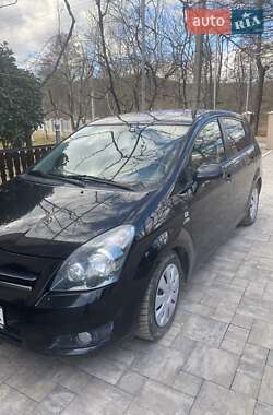 Минивэн Toyota Corolla Verso 2008 в Иршаве