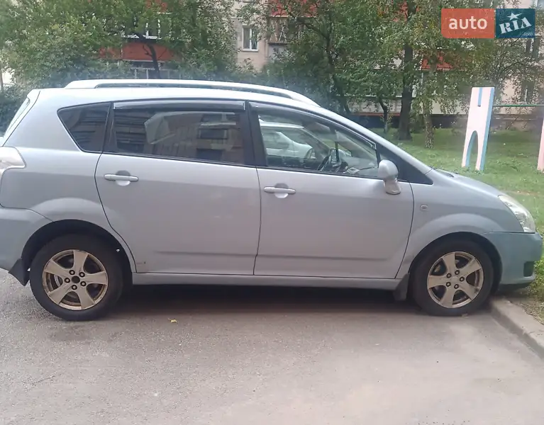 Toyota Corolla Verso 2008