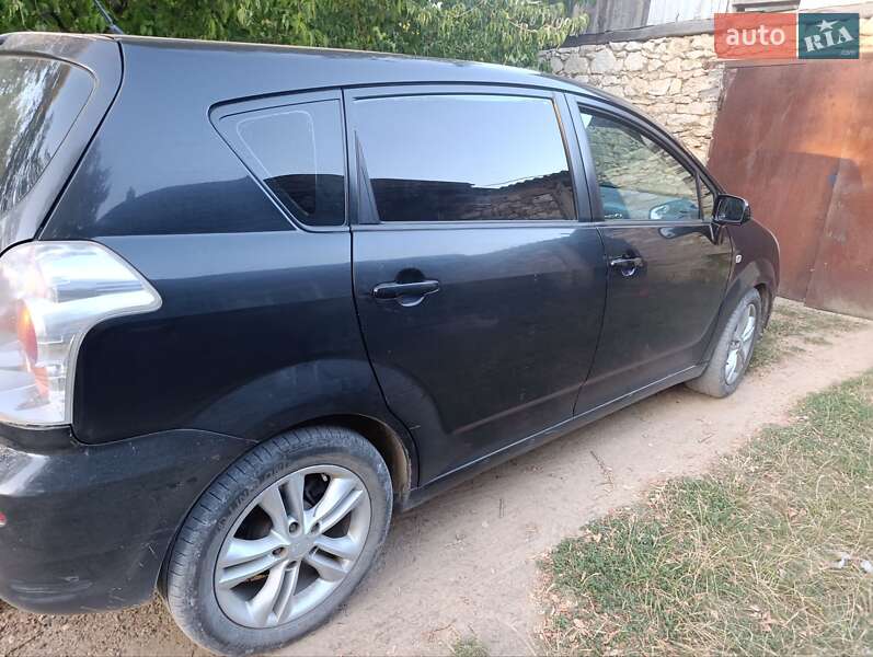 Минивэн Toyota Corolla Verso 2006 в Могилев-Подольске