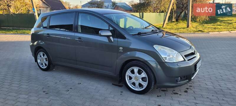 Минивэн Toyota Corolla Verso 2005 в Дунаевцах