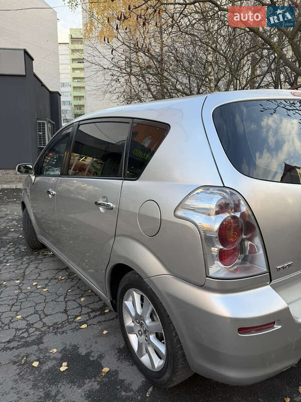 Минивэн Toyota Corolla Verso 2005 в Тернополе