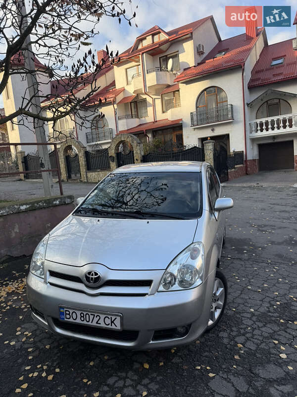 Минивэн Toyota Corolla Verso 2005 в Тернополе