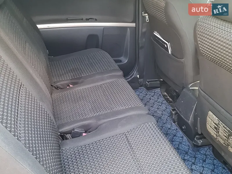 Toyota Corolla Verso 2008