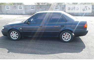 Седан Toyota Corolla 2000 в Одессе