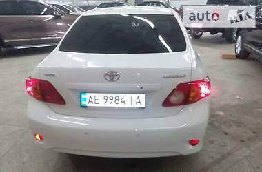 Седан Toyota Corolla 2009 в Полтаве