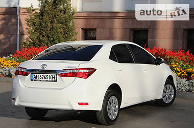 Седан Toyota Corolla 2017 в Краматорске