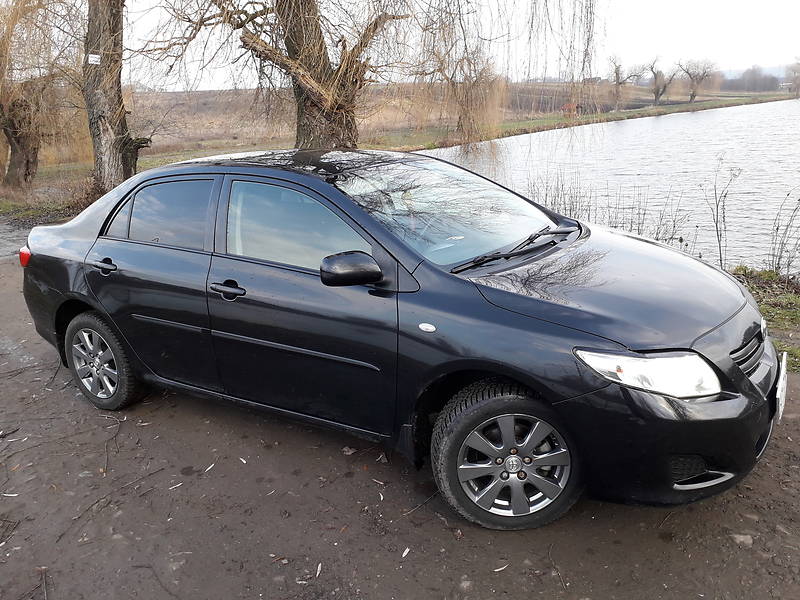 Седан Toyota Corolla 2008 в Івано-Франківську