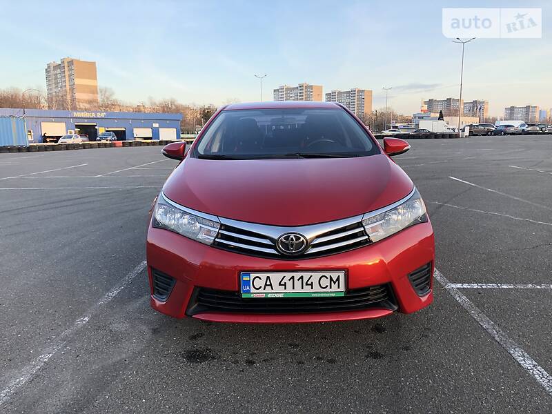 Седан Toyota Corolla 2013 в Киеве фото 15 Седан Toyota Corolla 2013 в Киеве