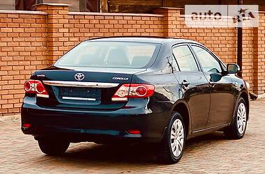 Седан Toyota Corolla 2012 в 