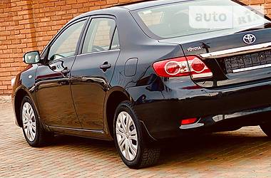 Седан Toyota Corolla 2012 в 