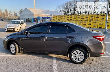 Седан Toyota Corolla 2016 в 