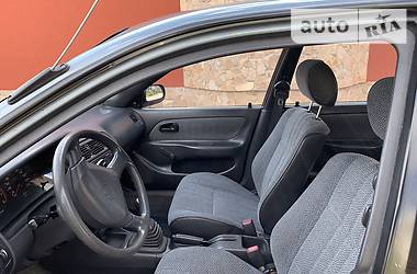 Хетчбек Toyota Corolla 1993 в 