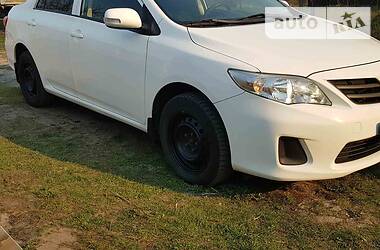 Седан Toyota Corolla 2011 в 