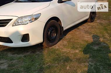 Седан Toyota Corolla 2011 в 