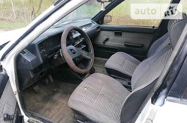 Ліфтбек Toyota Corolla 1987 в 