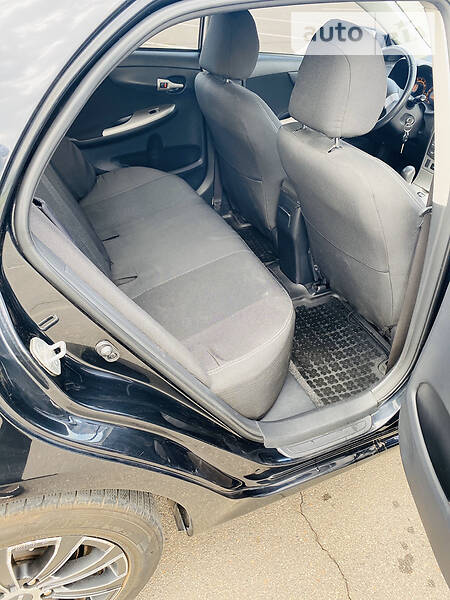 Седан Toyota Corolla 2008 в Кривому Розі