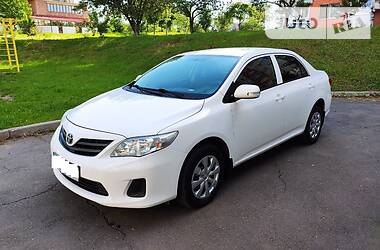 Седан Toyota Corolla 2010 в Хмельницком