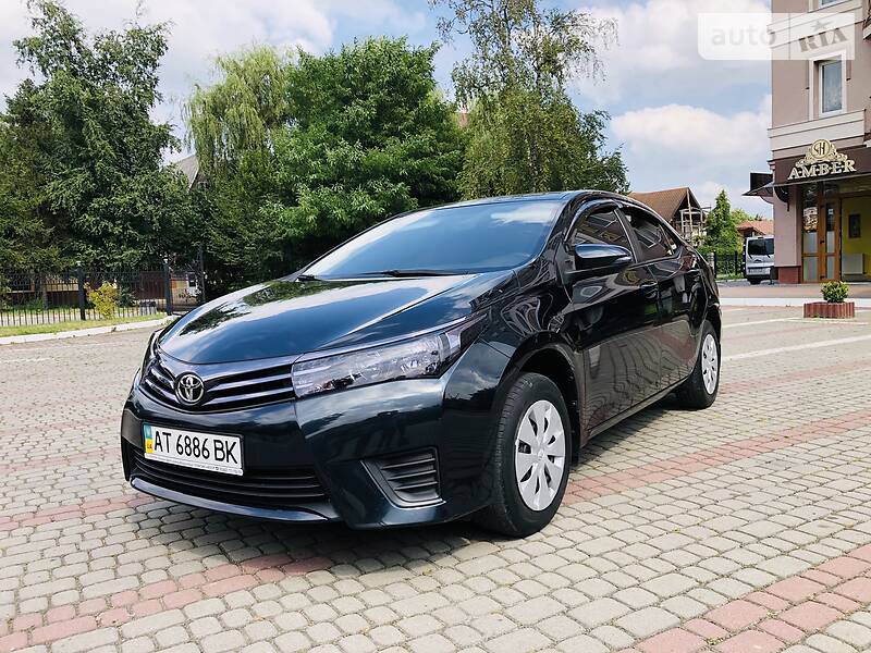 Седан Toyota Corolla 2013 в Богородчанах
