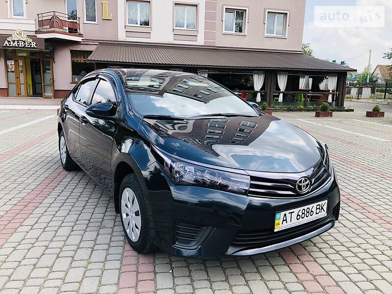 Седан Toyota Corolla 2013 в Богородчанах