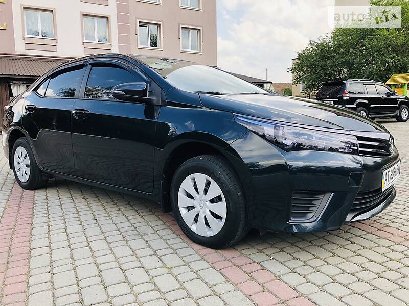 Седан Toyota Corolla 2013 в Богородчанах