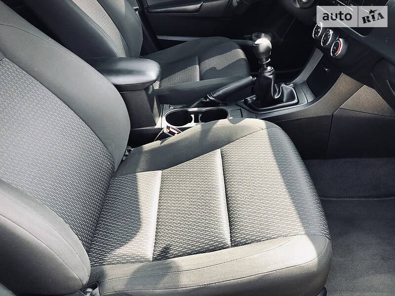 Седан Toyota Corolla 2013 в Богородчанах