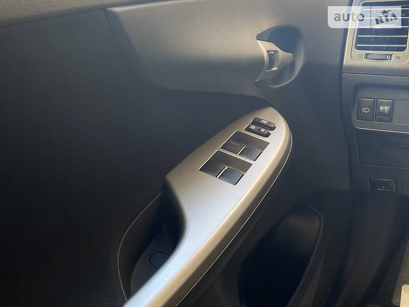 Седан Toyota Corolla 2008 в Києві