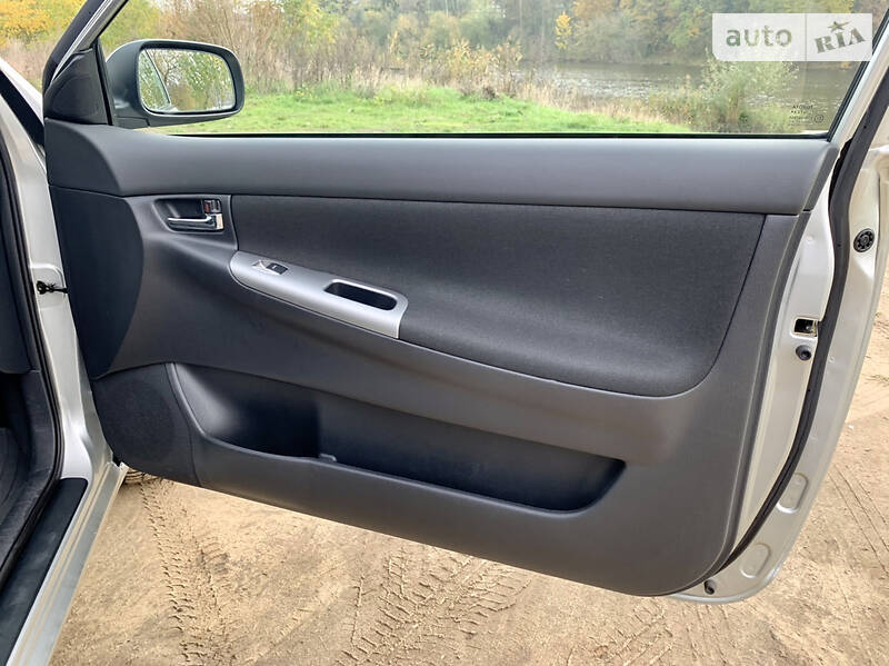 Купе Toyota Corolla 2005 в Виннице фото 14 Купе Toyota Corolla 2005 в Виннице