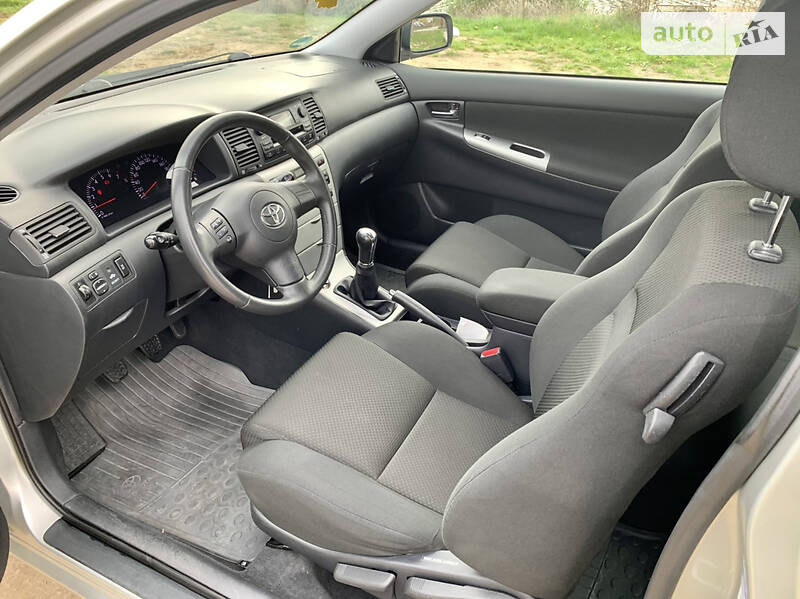 Купе Toyota Corolla 2005 в Виннице фото 25 Купе Toyota Corolla 2005 в Виннице