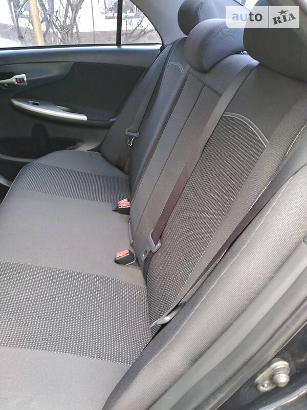 Седан Toyota Corolla 2008 в Умани